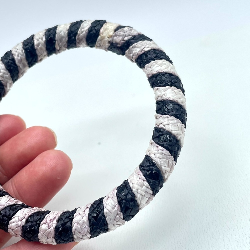 Bohemian Black White Eco-Chic Thin Woven Braided Rope-Style Bangle Bracelet - Picture 10 of 14